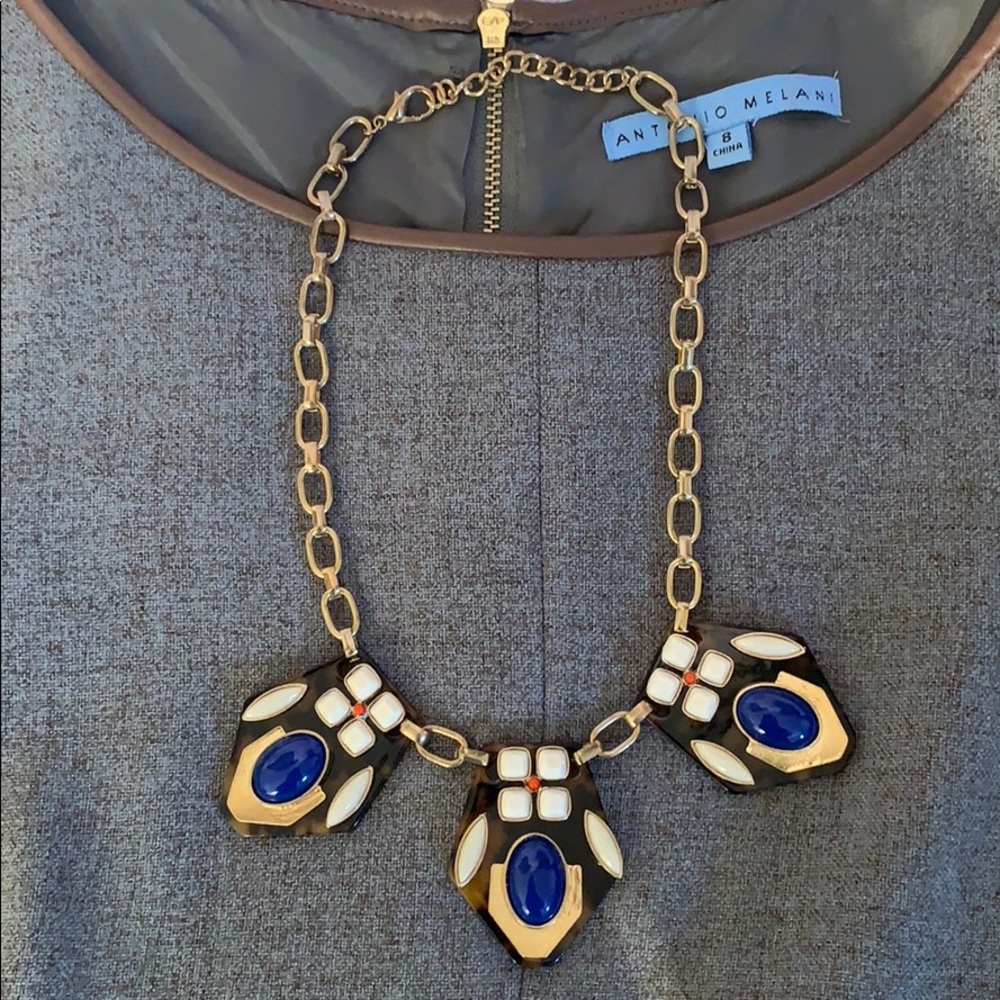 BOUTIQUE CLOSING! Art Deco chain necklace.